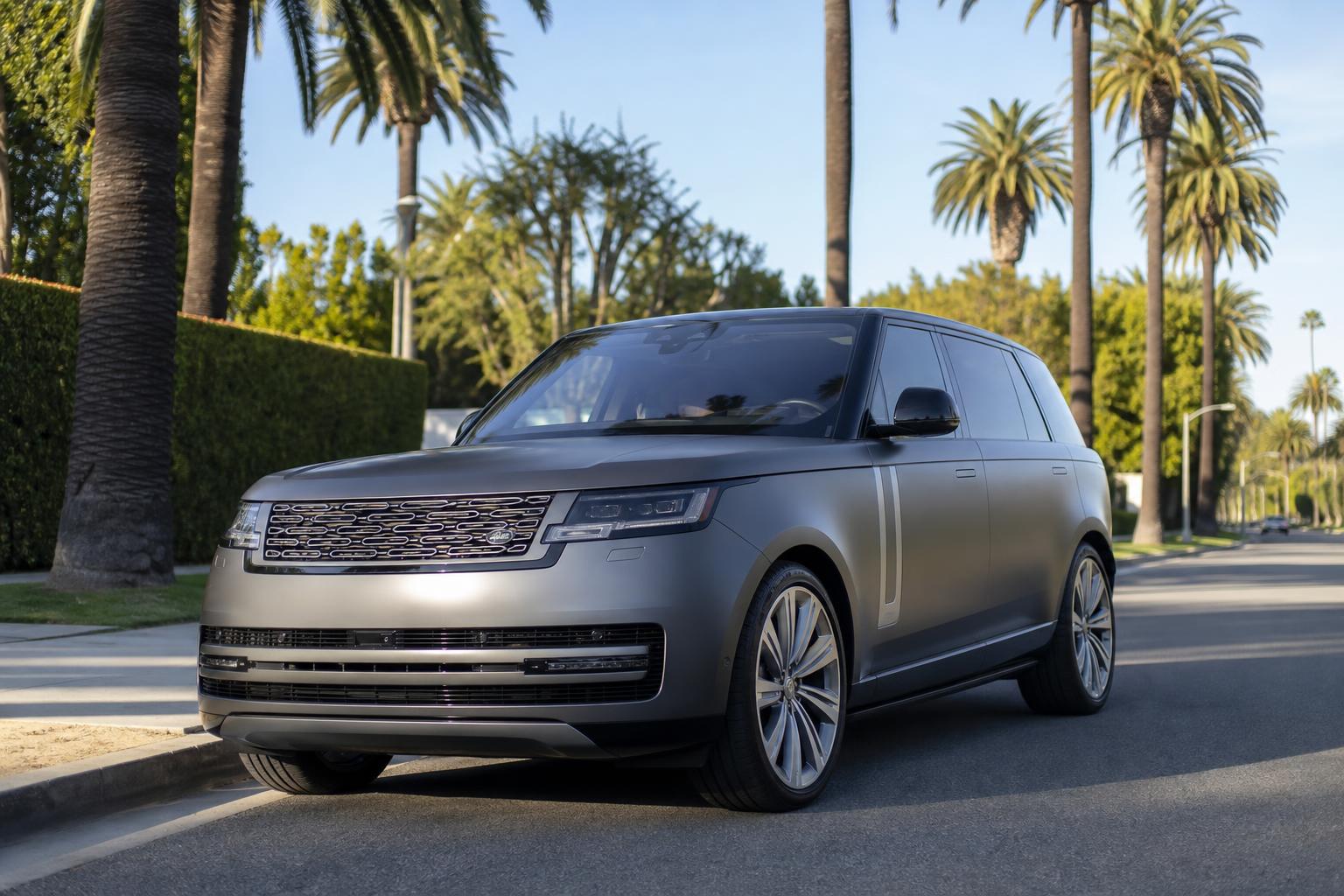 2025 Range Rover Autobiography LWB in Carpathian Grey