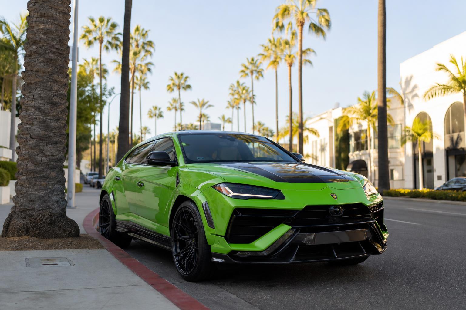 2025 Lamborghini Urus Performante in Verde Mantis
